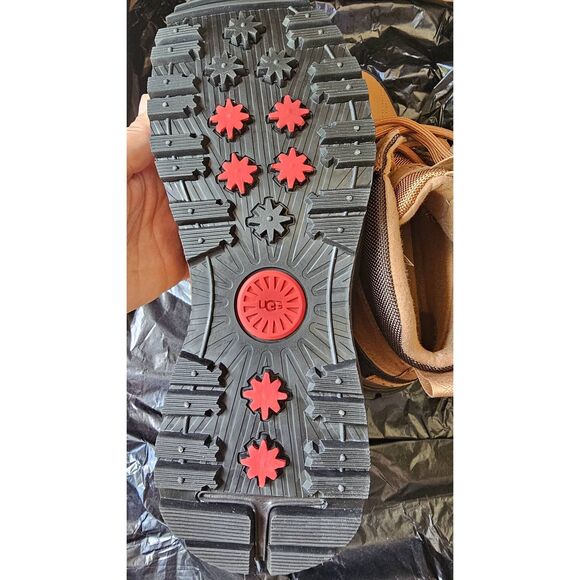 UGG Emmett Duck Boot in Chestnut. Size 8 Brand new with box. 100%authentic - Picture 7 of 14